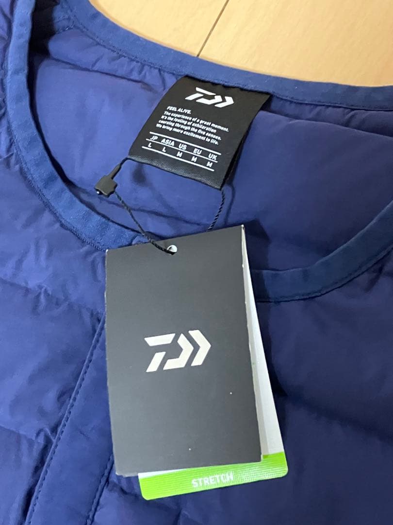 ダイワ　DJ-2620 ライトインナーストレッチダウンジャケット Lサイズ
