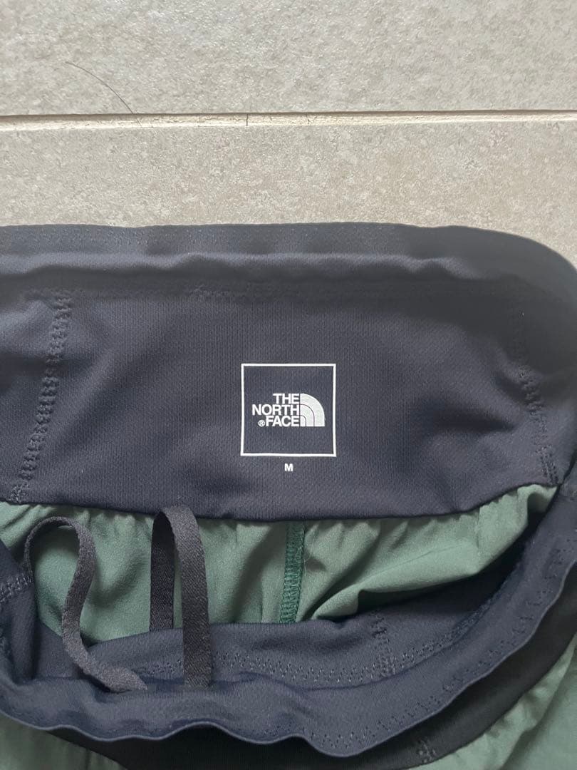 NB72480アルパイン色