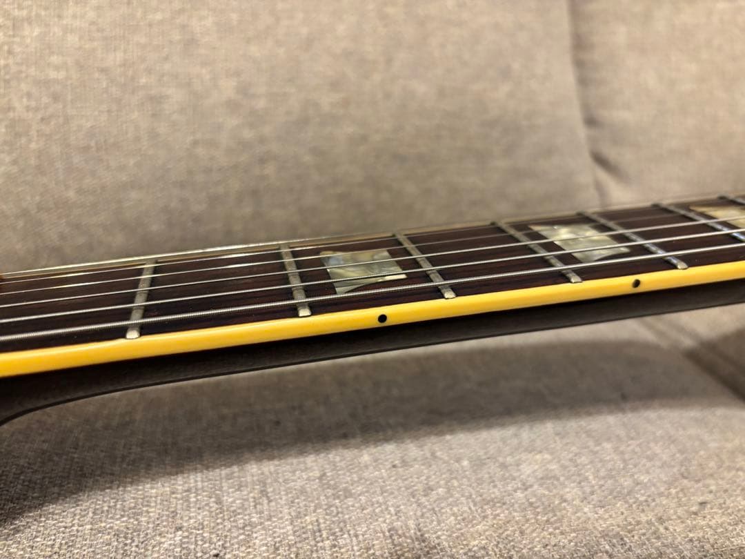 【メルカリ市セール】Heerby 70年代国産レスポール　セットネック