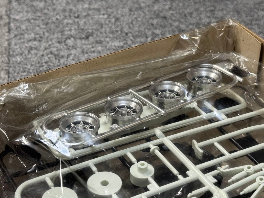 オオタキ 1/16 スカイライン ケンメリ オバフェン GTR ハヤシストリート