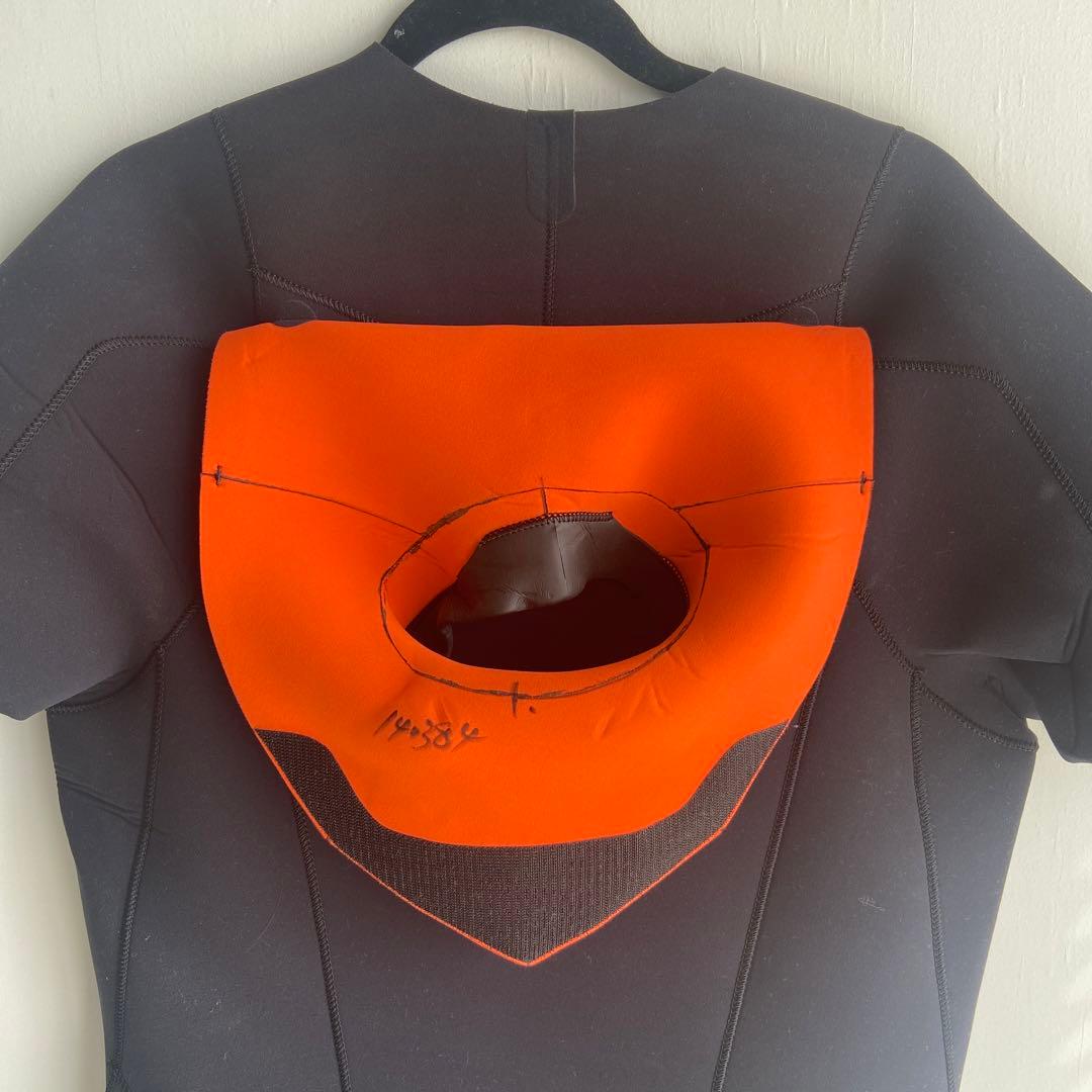 HOLLY ウエットスーツ