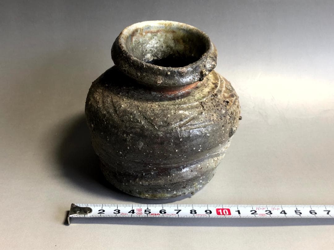 花瓶■蹲る うずくまる 古伊賀 花器 花生け 古美術 時代物 骨董品■