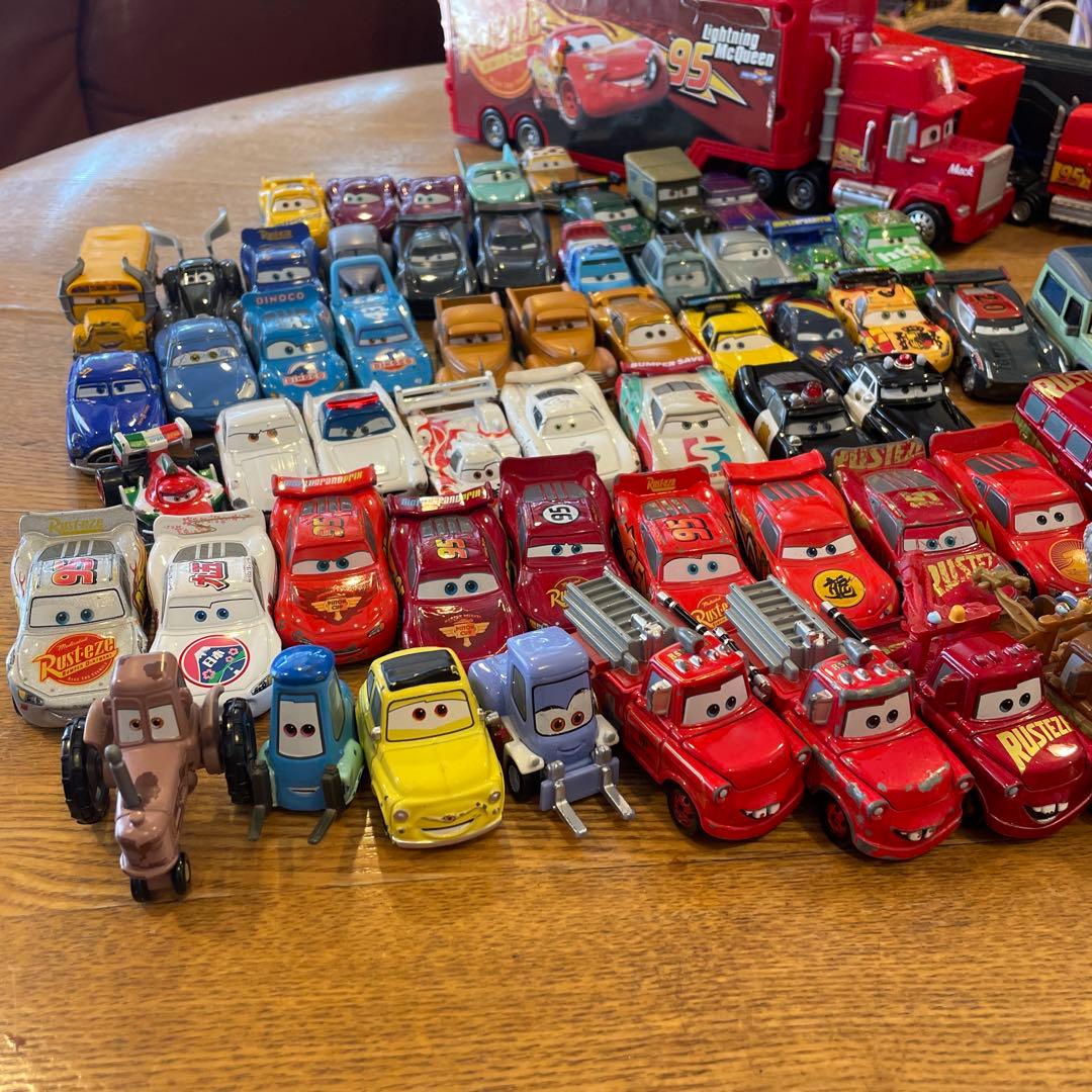 カーズ ミニカー 約85台 セット 専用トラック付き トミカ