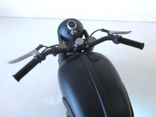 値下 MINICHAMPS 1/12 トライアンフTR6 Trophy「大脱走」