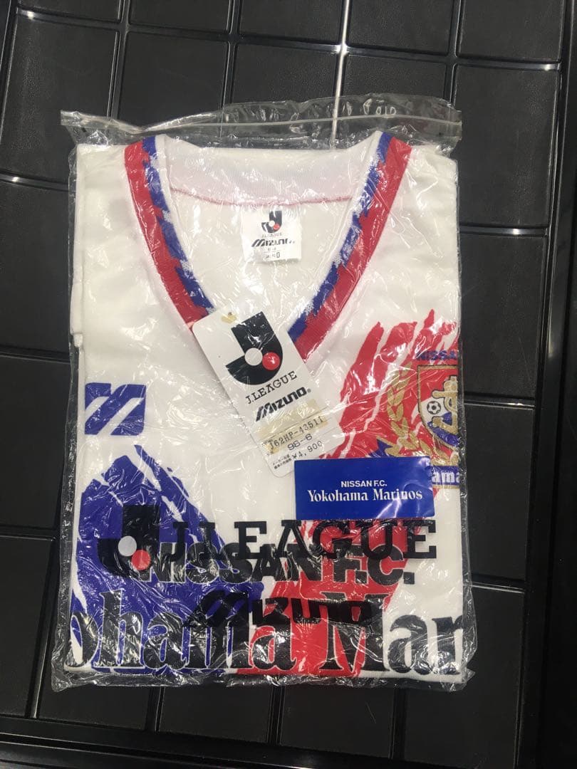 激レア　横浜マリノス　Fなし　トレーニングウェア　新品未使用　未開封