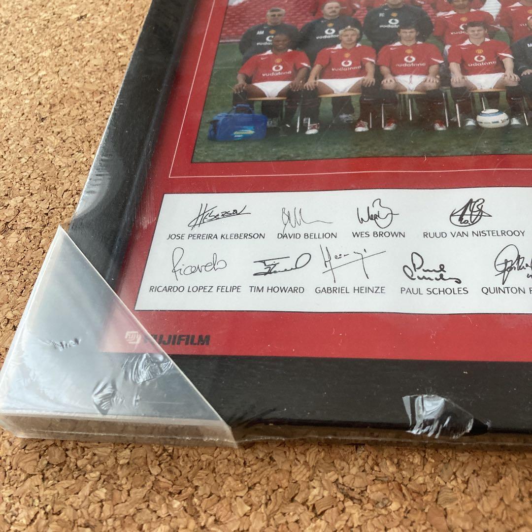 ☆マンチェスターユナイテッド　公式サイン入り額縁☆