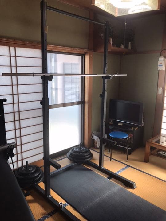 スクワットラック(ベンチプレス台)とバーベルのセット