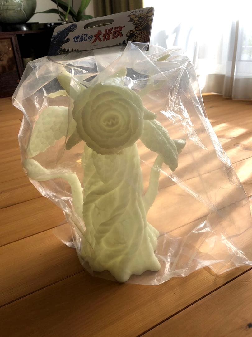 マルサン ビオランテ 花獣 450 蓄光無彩色 ゴジラ ソフビ 未開封