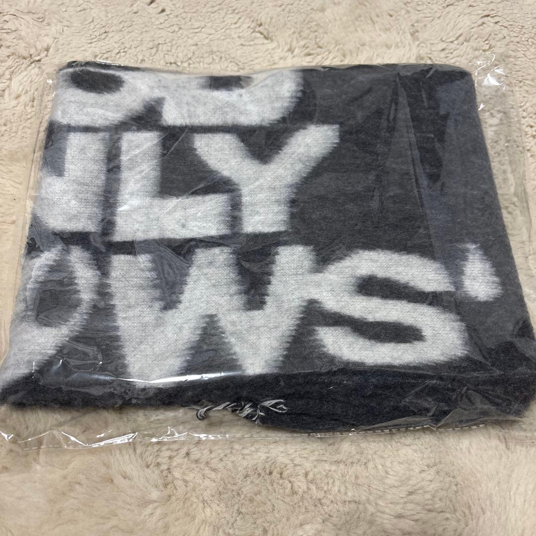 岩田剛典　GODONLYKNOWS マフラー