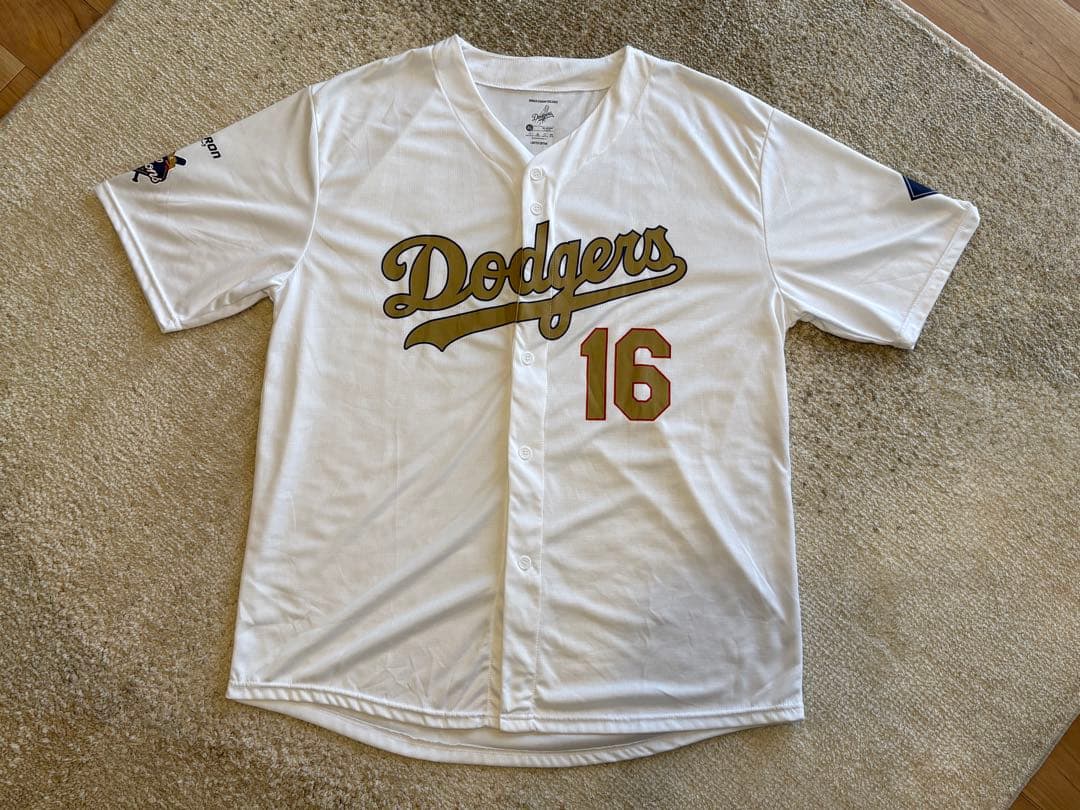 ウィル・スミス　ドジャース　ゴールドジャージ　ワールドチャンピオン　来場者限定