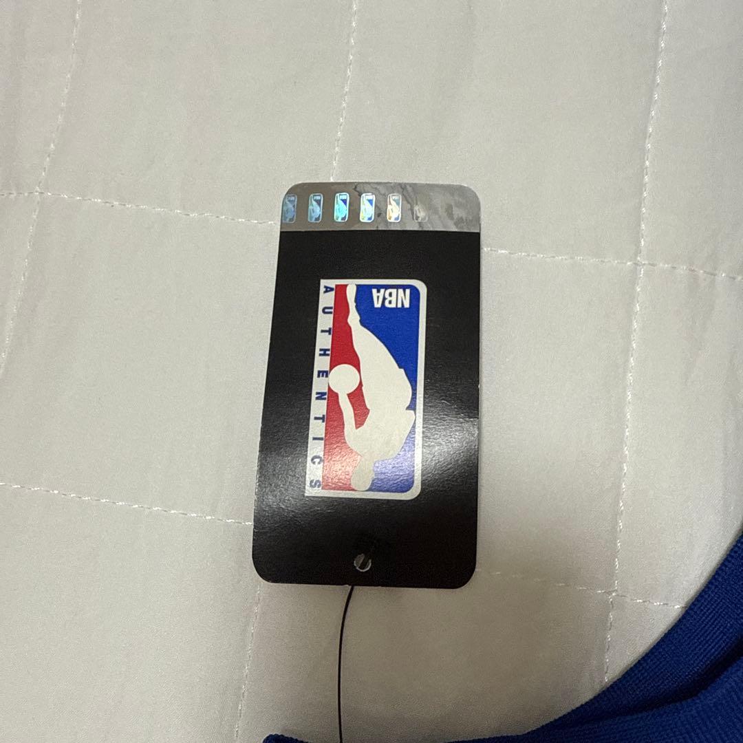 nba サイン入りユニフォーム カリー　プール