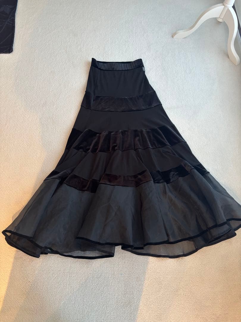 チャコットCHACOTT黒ブラックフレアスカート 社交ダンス フラメンコ