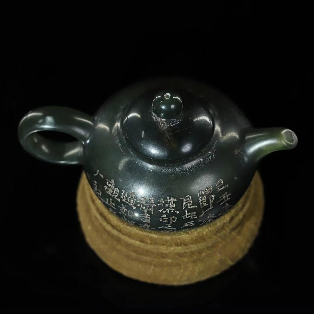 中国古美術・旧蔵寿山石【宝壺】飾り・己丑年福厂作・木箱付き・手彫り・文房置物