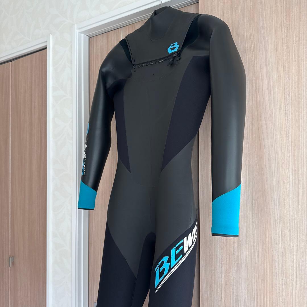 カ*ニ様 BEWET セミドライフルスーツ