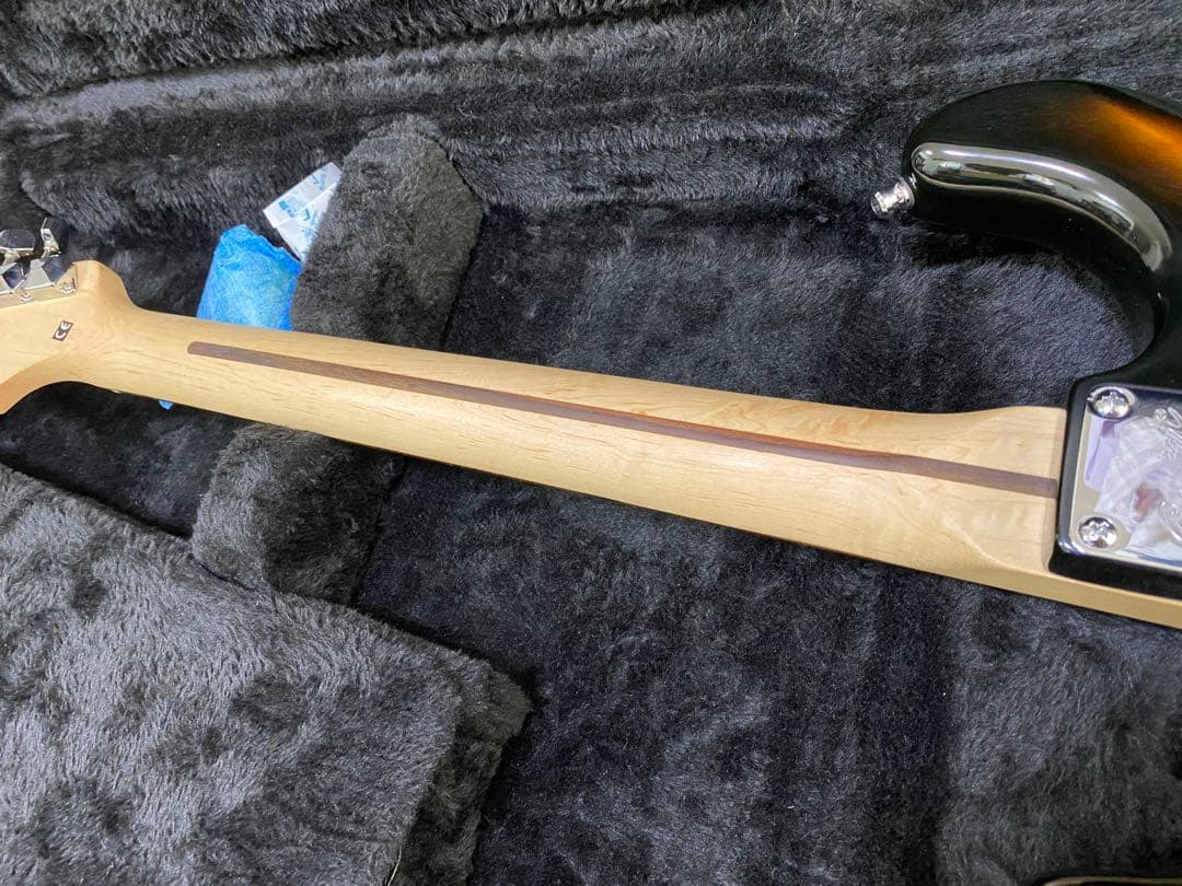 Squire ストラトキャスター Bullet ハードケース付き