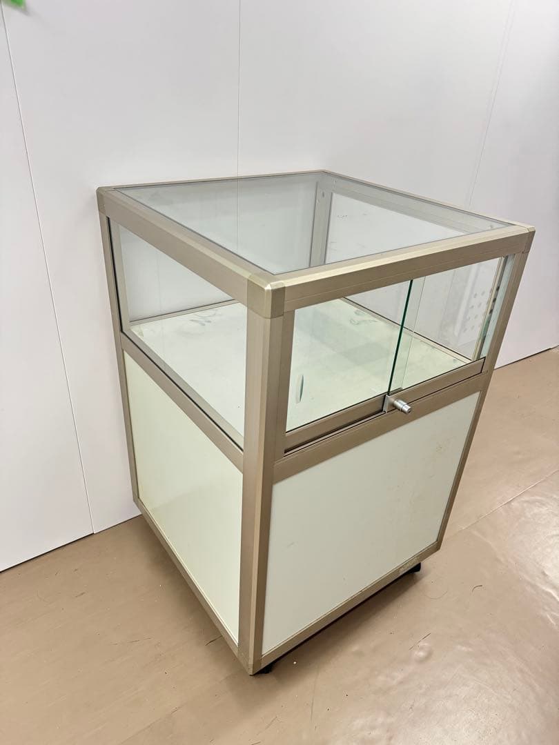 【m】店舗用ショーケース