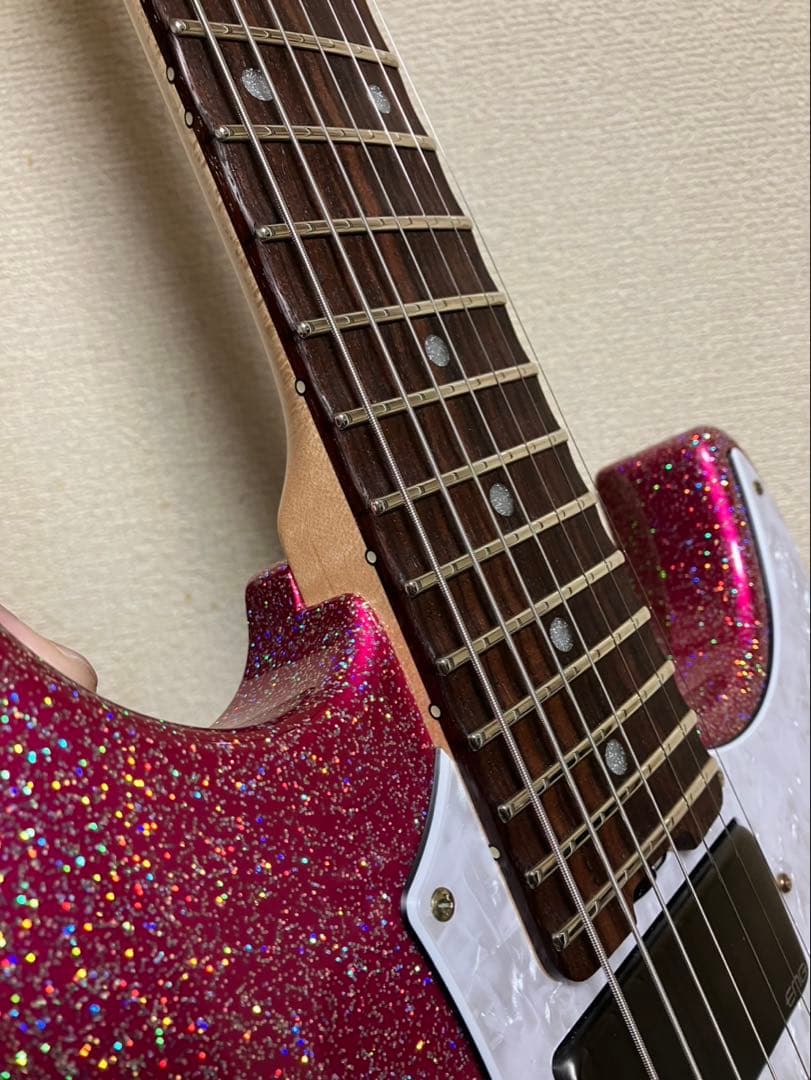 ピンクグリッターエレキギター