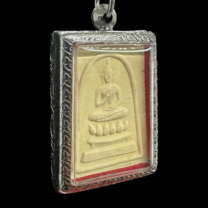 A33 コシタラム寺院　チャイナート県の巨匠ルアンポークアイ師　プラクルアン