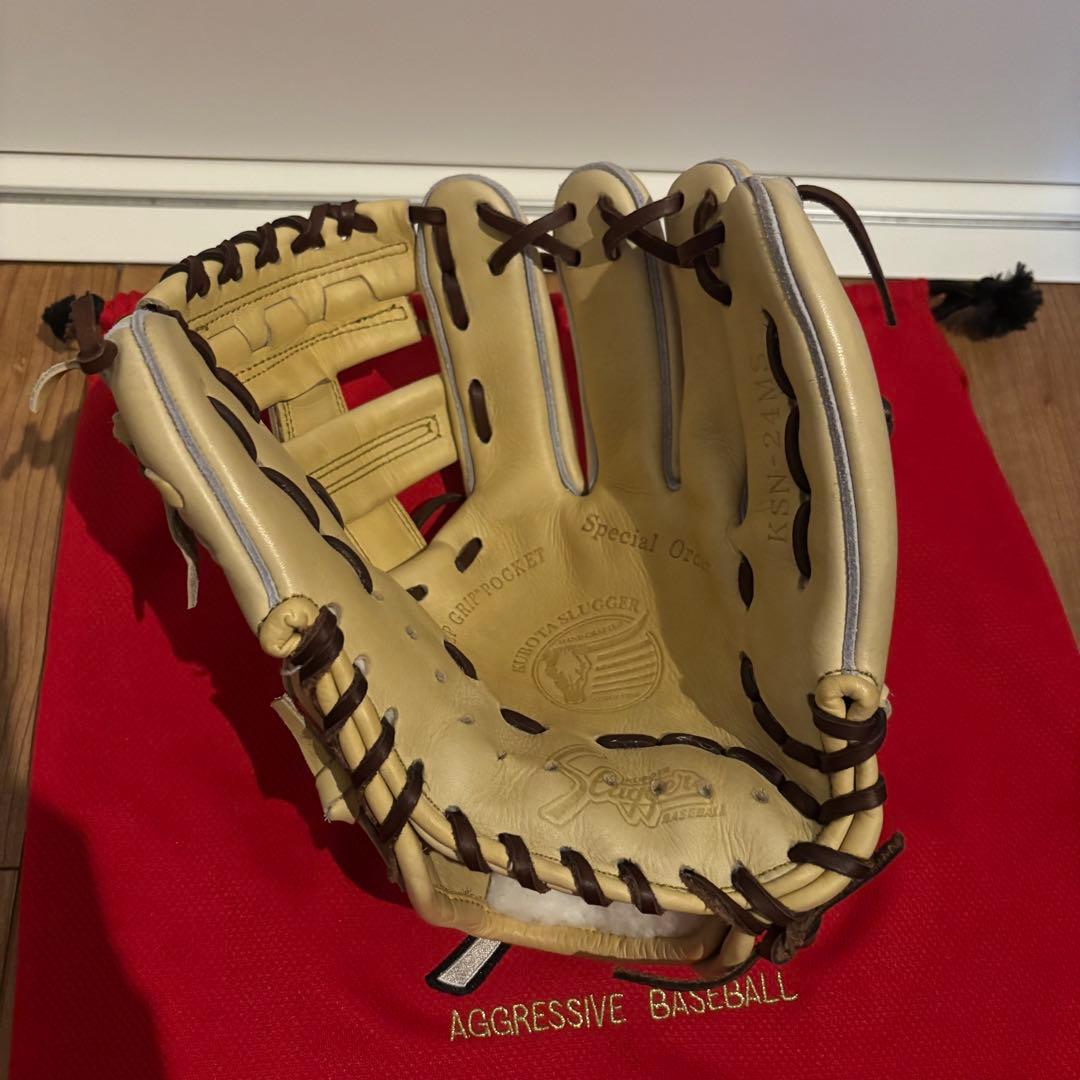 【美品】Slugger 軟式グローブ