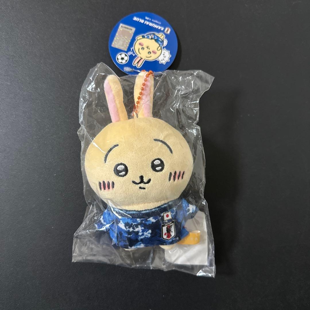 ちいかわ　うさぎ　サッカー