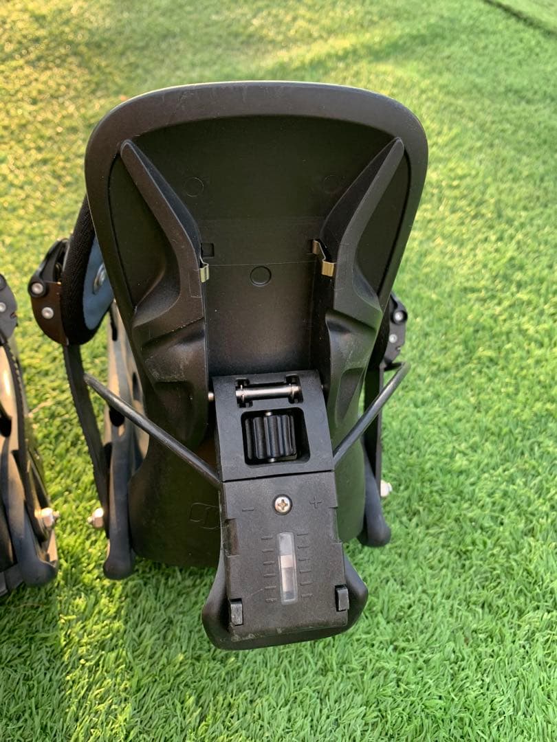 FLOW ビンディング リアエントリー　サイズM ？フロー　スノーボード