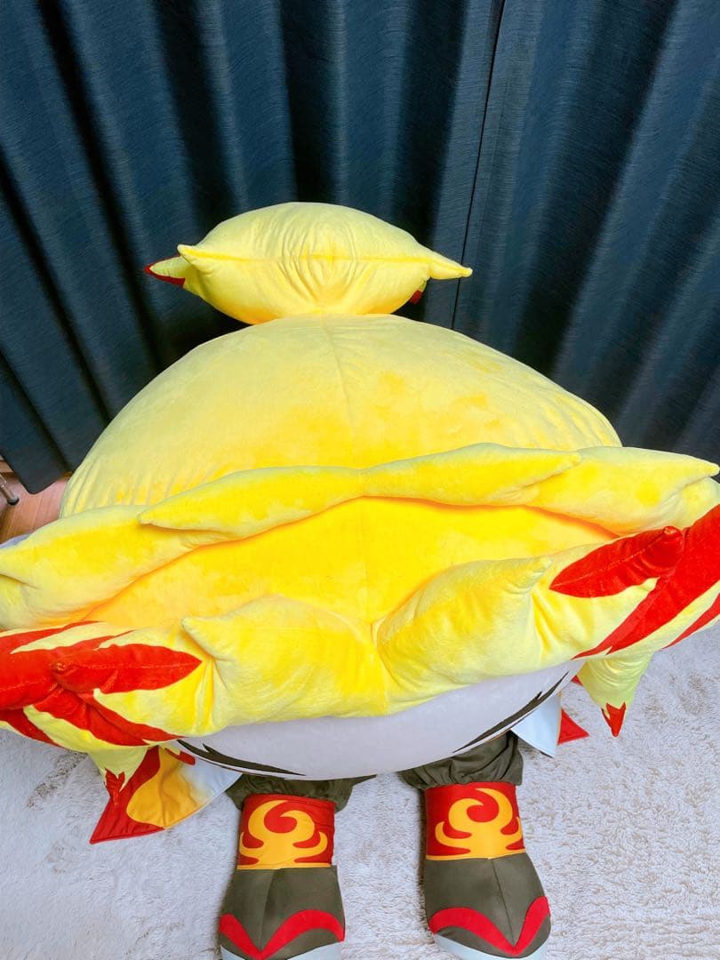 100体限定　どきゅーと　鬼滅の刃　超特大ぬいぐるみ 煉獄杏寿郎