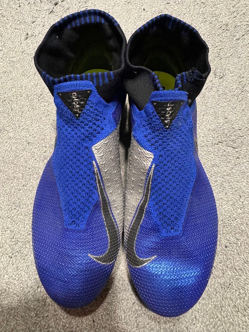 サッカースパイク