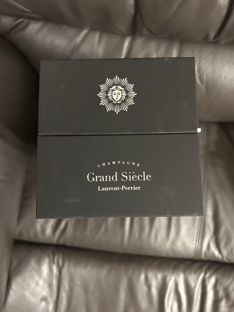 ローラン・ペリエGrand Siècle N°25 専用ボックス、未開封箱あり