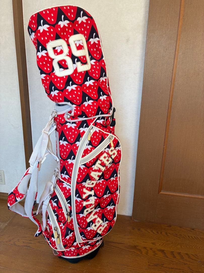 パーリーゲイツ　いちご柄 ゴルフバッグ 89 おまけ付き