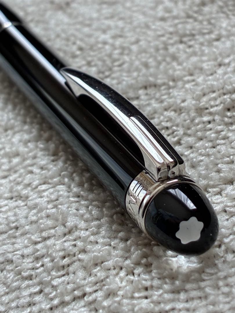 チ*ー様 ◾️モンブラン◾️スターウォーカー ボールペン◾️ミッドナイトブラック