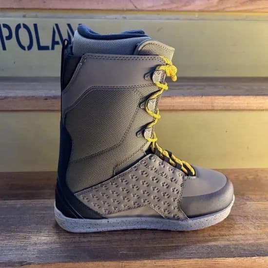 THIRTYTWO 2026 【LASHED BRADSHAW】26.0cm