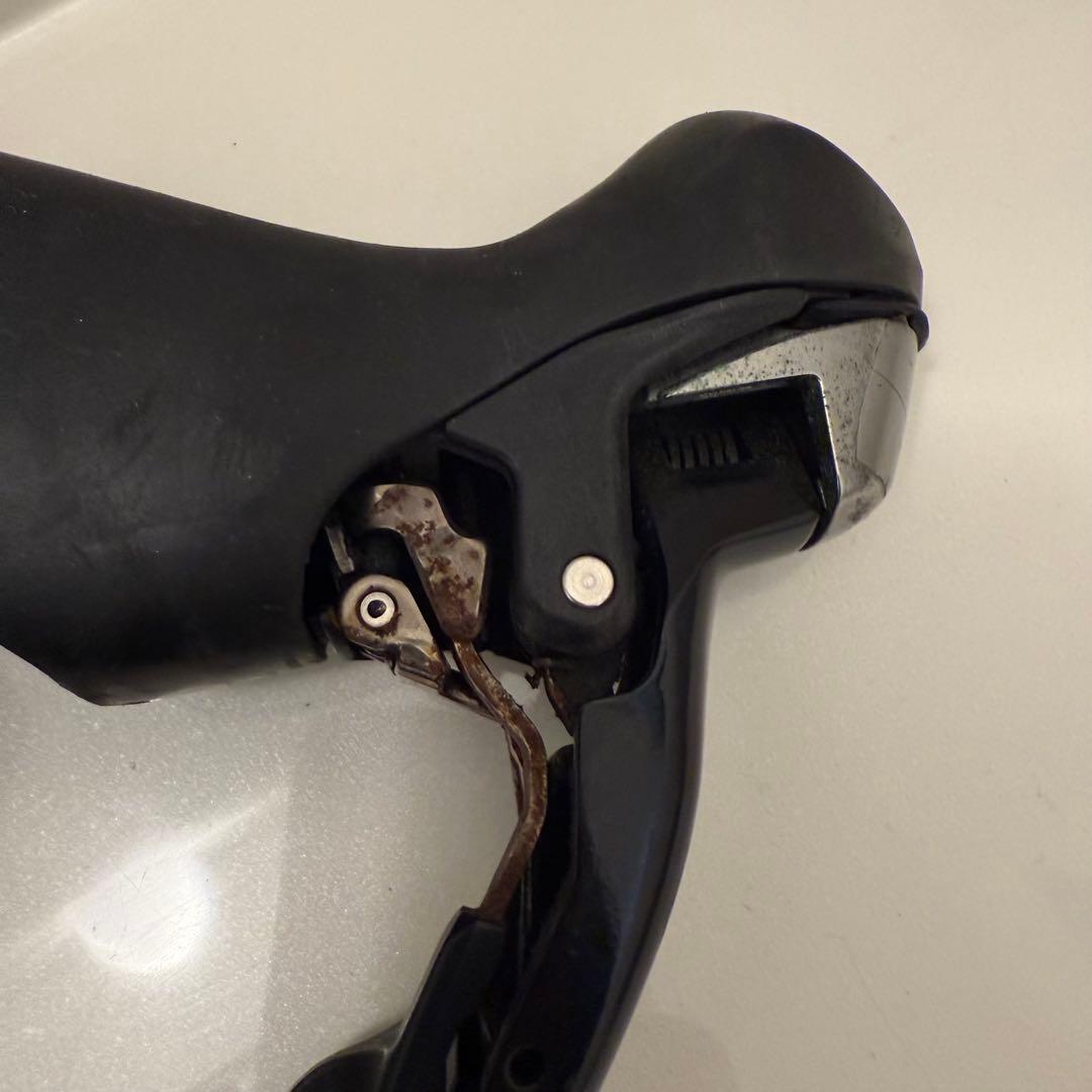 デュアルコントロールレバー ST-5700 105 2x10s シマノ