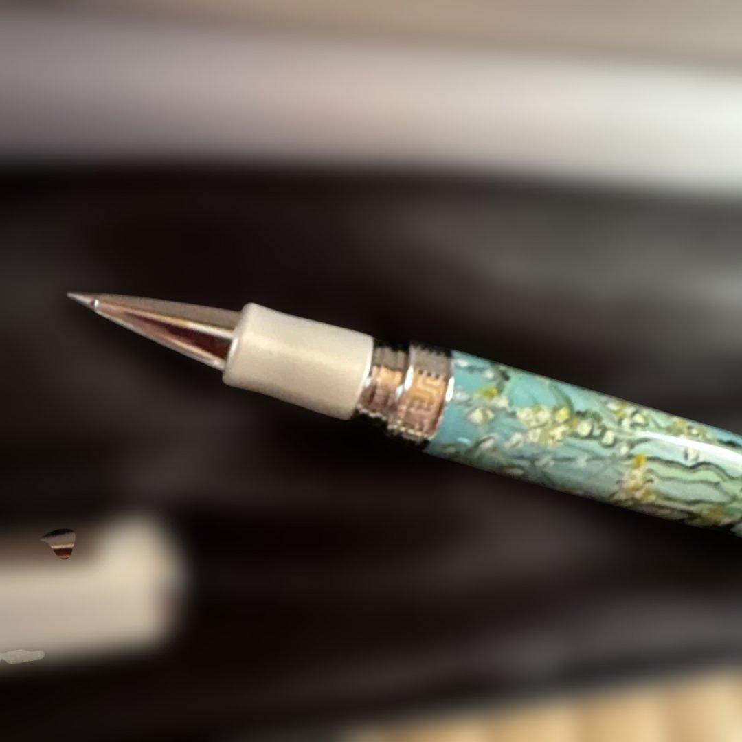 ゴッホ美術館 万年筆 ローラーペン　本革ペンケース　3点セット