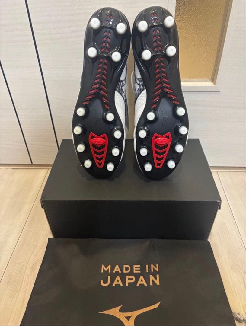 モレリアネオⅣβJAPAN 新品未使品　26.5