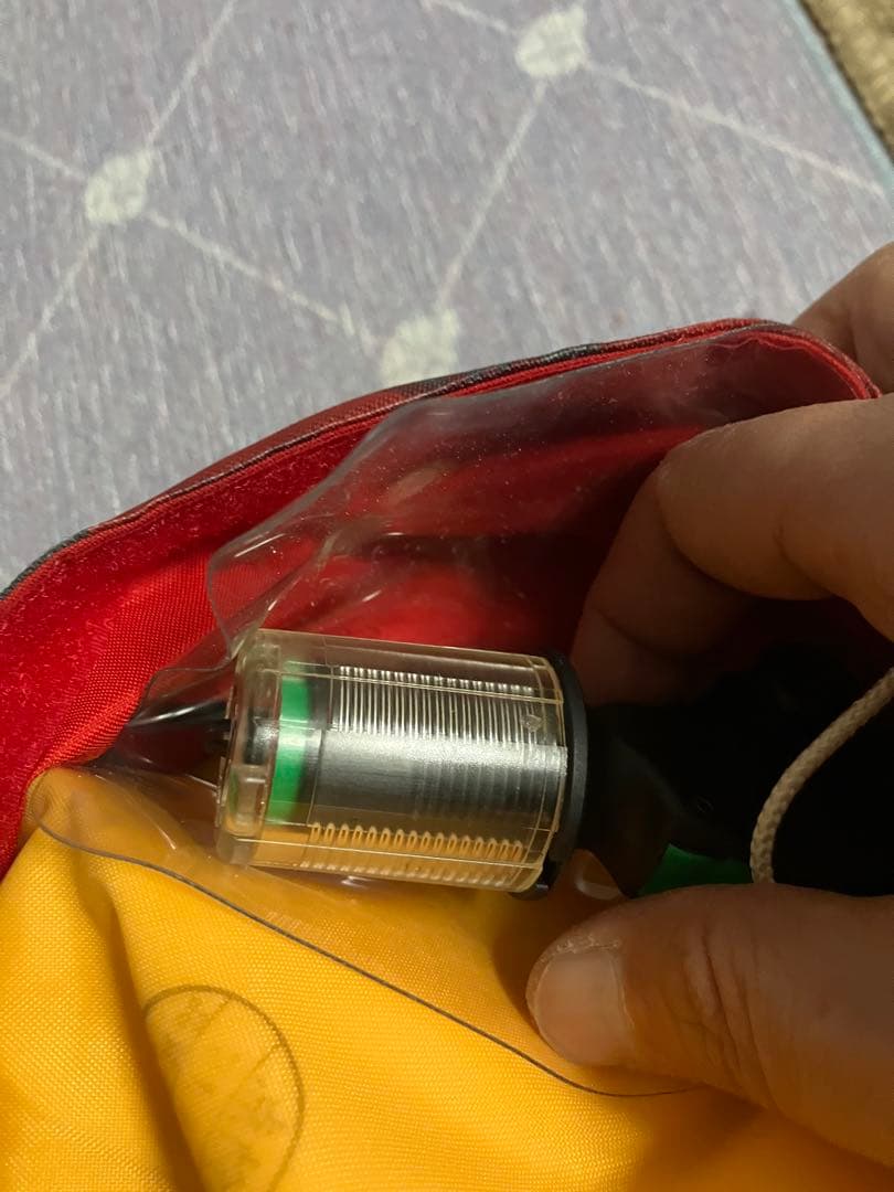 DAIWA 自動・手動膨張式ライフジャケット DF-2321 中古