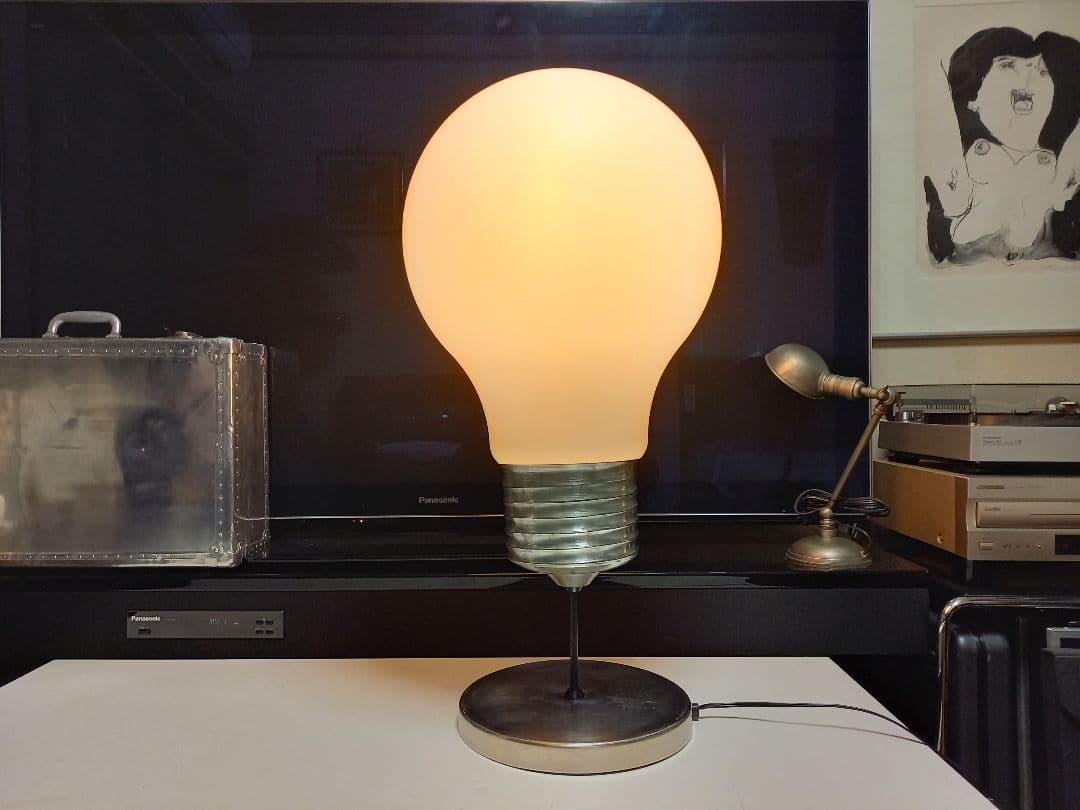レア品　ポストモダン　ヴィンテージ　電球型　オブジェ　フロア　スタンド　ライト