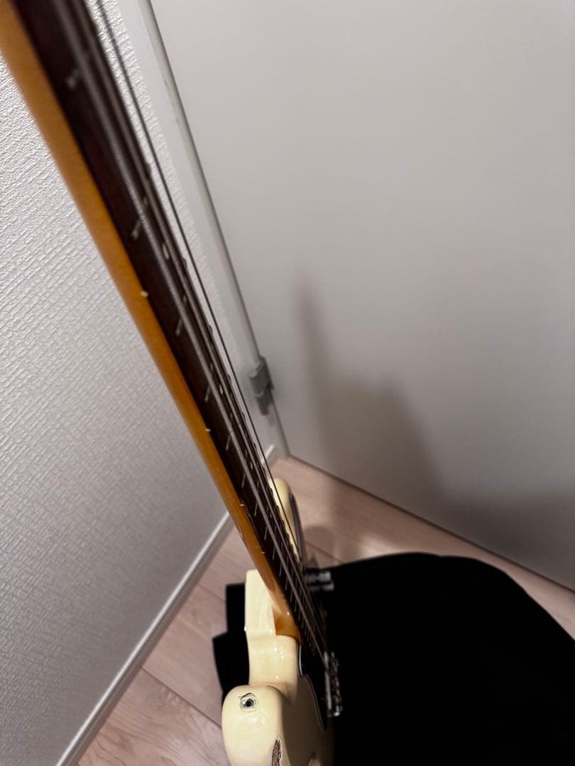 FENDER JAPAN PB70 US 白 White