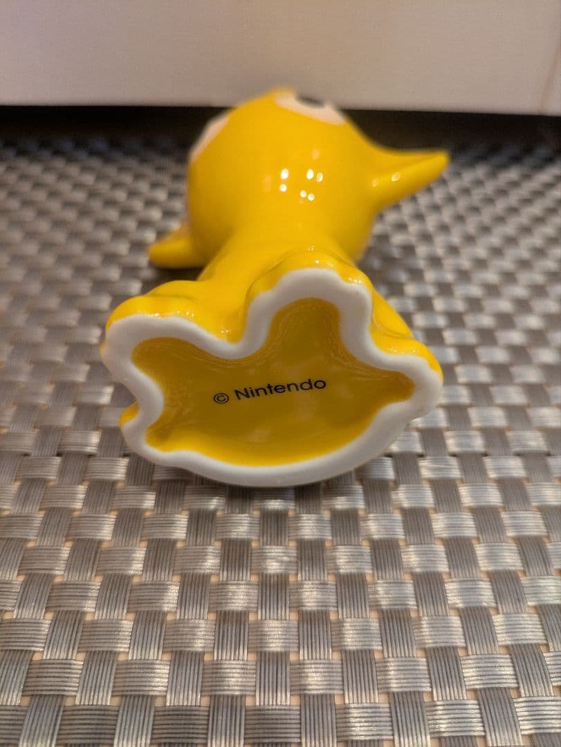 黄ピクミン 一輪挿し Nintendo 限定 花瓶