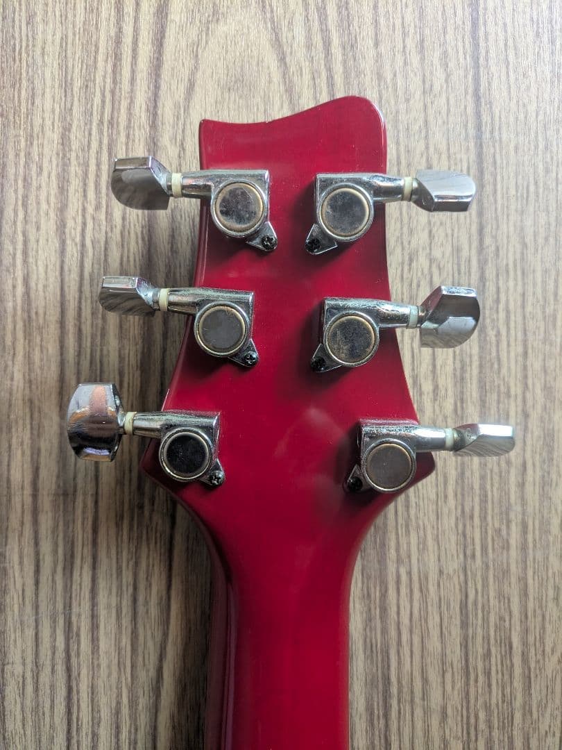 TOKAI レッドエレキギター　PRSタイプ