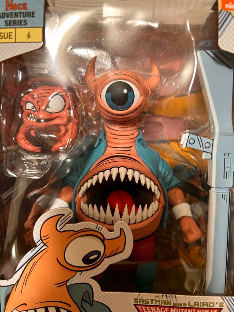 新作　NECA タートルズフィギュア 2点セット