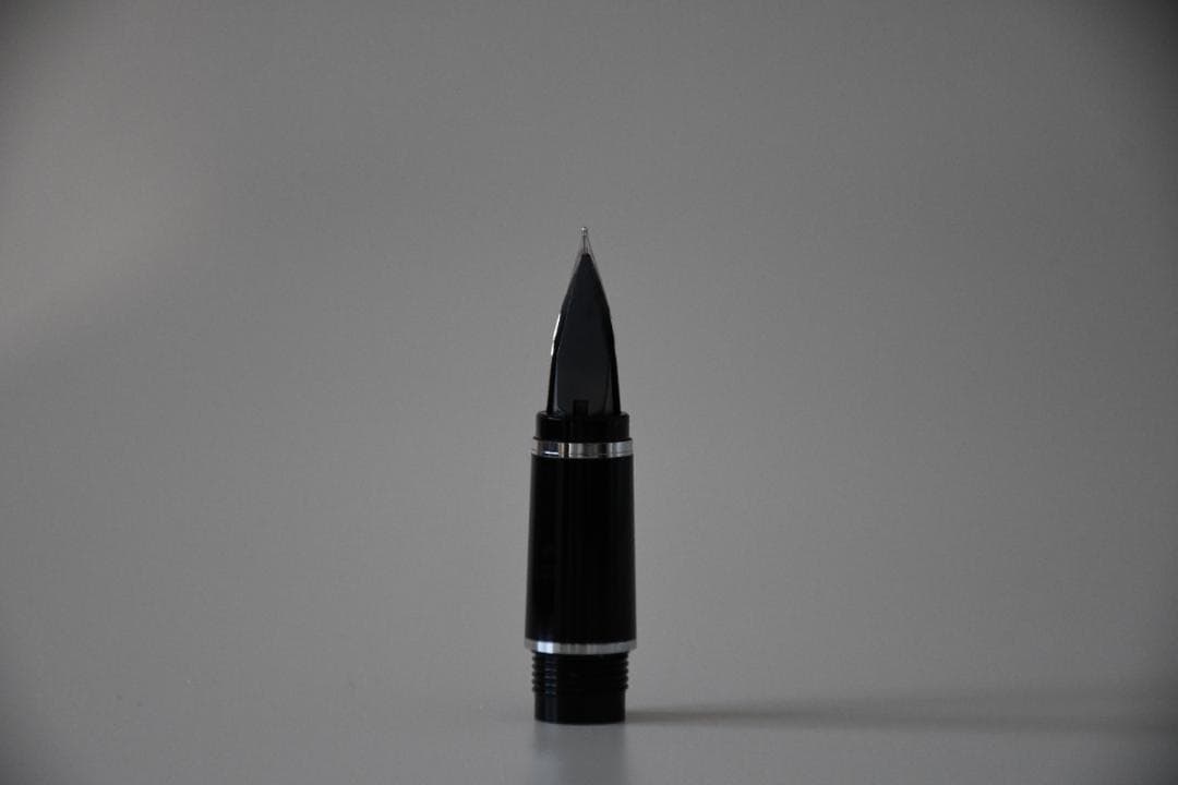 パイロット エラボー（ELABO）sf 樹脂軸