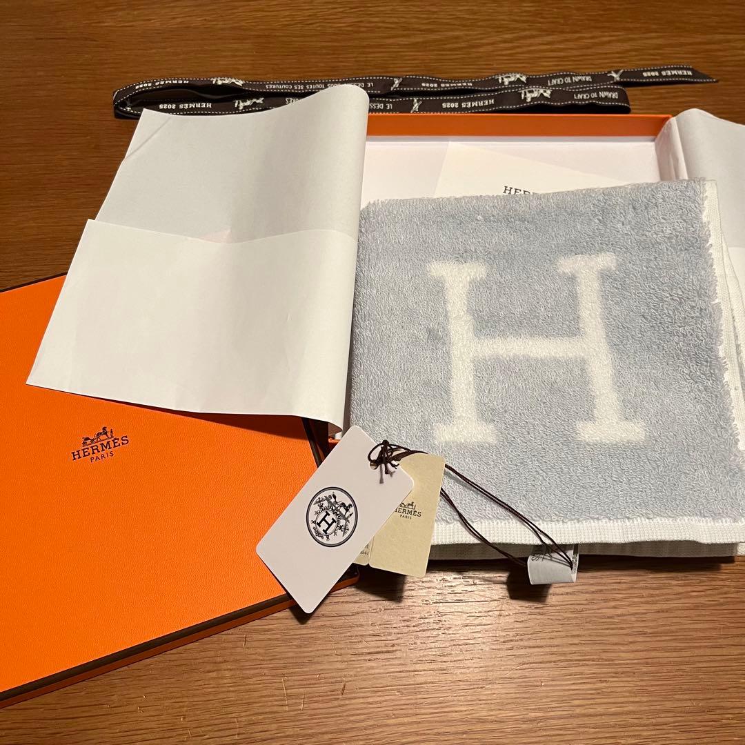 HERMES タオルハンカチ ライトブルー