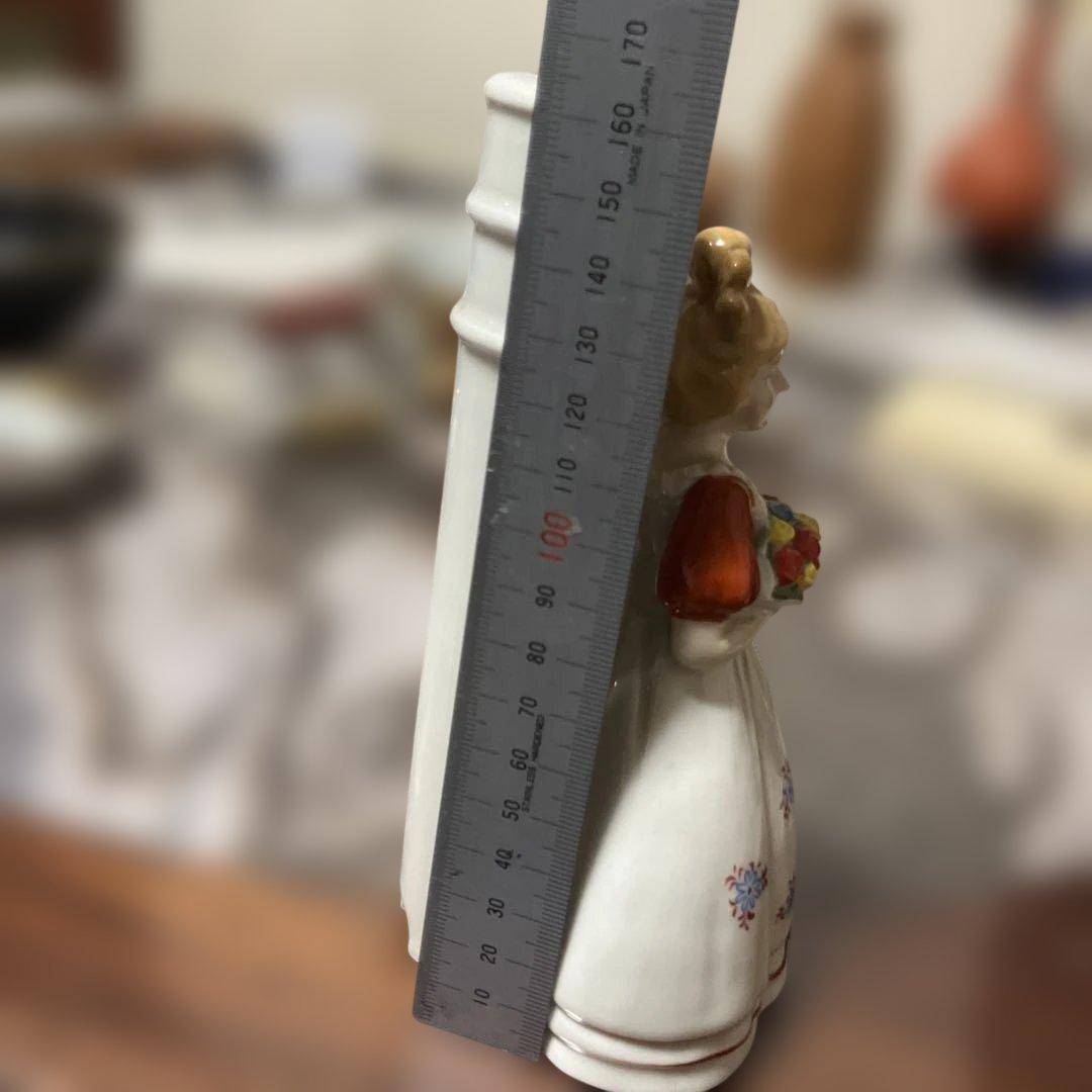 陶器製灯の台座、女性のフィギュア オキュパイドジャパン