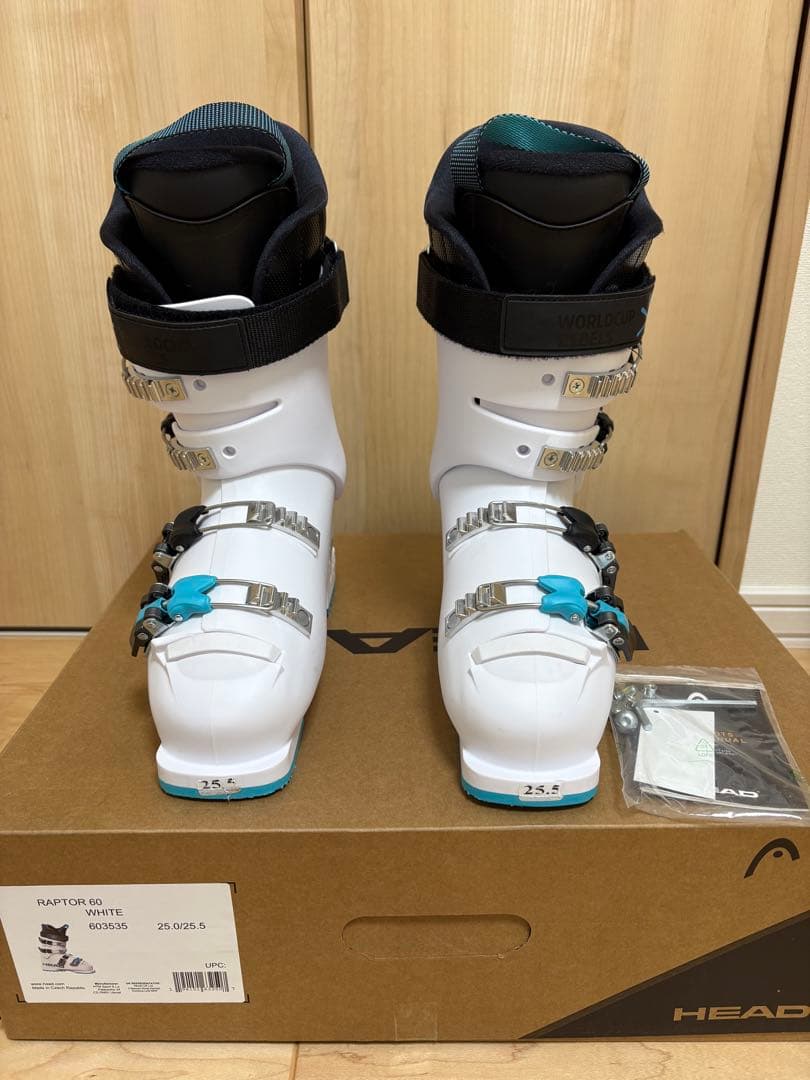試着のみ　HEAD 2025モデル　RAPTOR 60 ホワイト 25.5cm