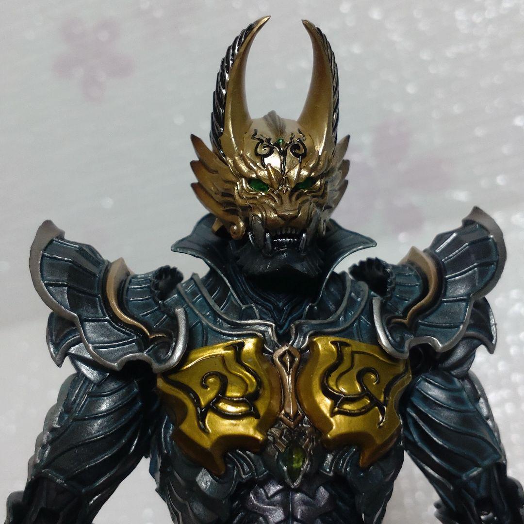 魔戒可動　黄金騎士ガロ　流牙ver