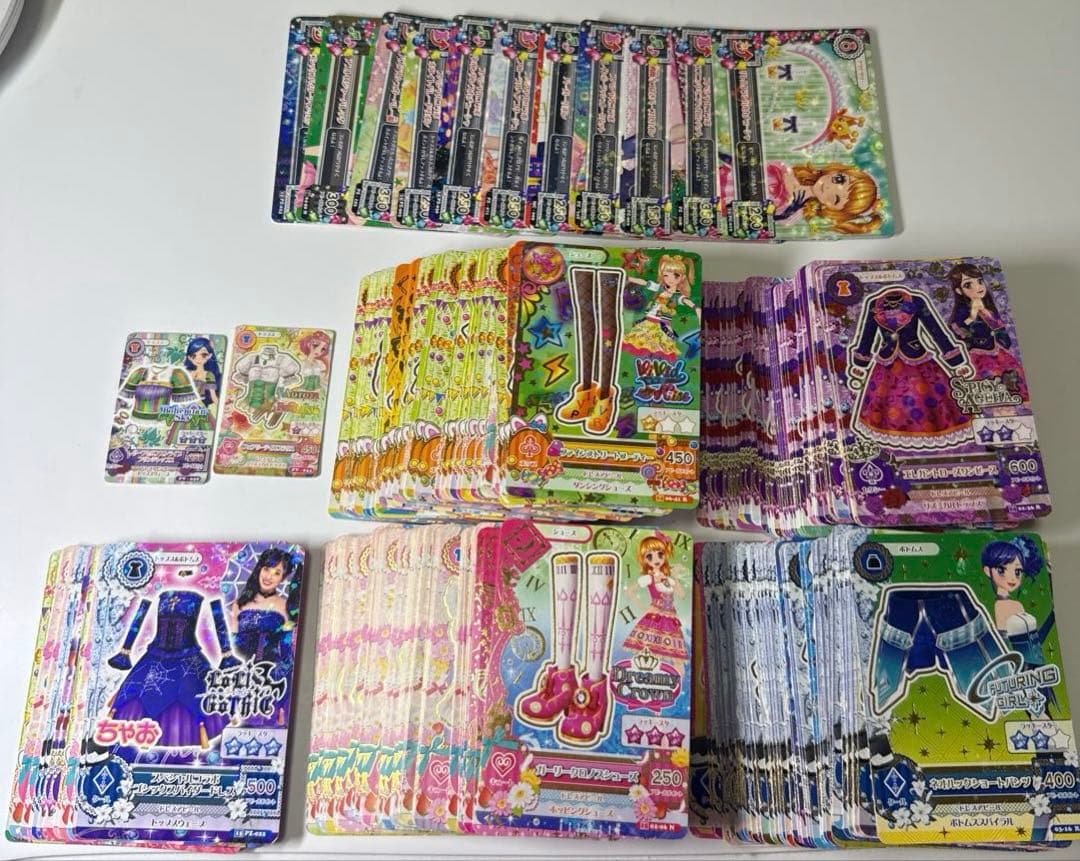 アイカツカード200枚以上まとめ売り