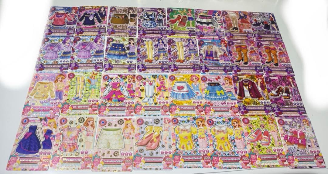 アイカツカード200枚以上まとめ売り