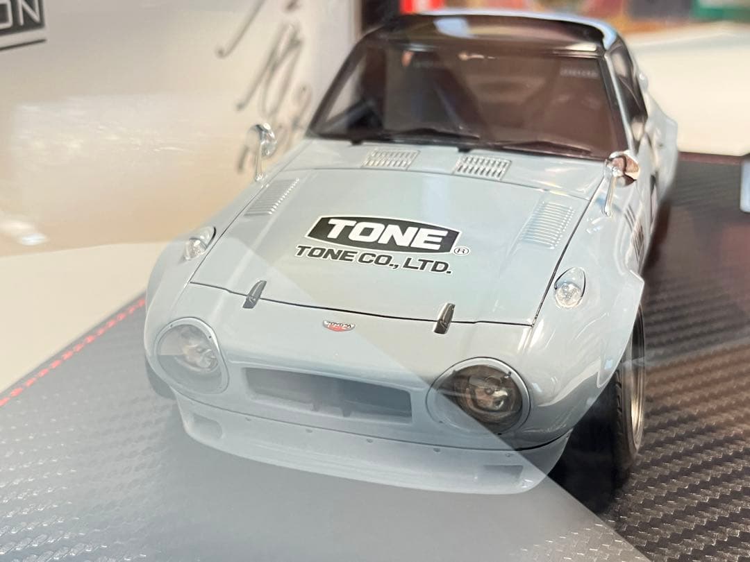 ignitionmodel ノブハチ トヨタ スポーツ800 1/18