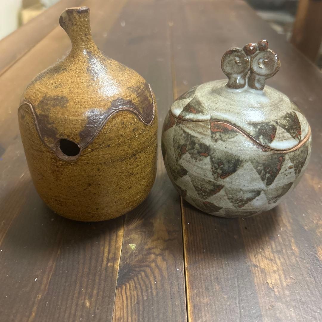 作家　陶芸作家　工芸品　蓋物　茶道具　シュガーポット　小物入れ