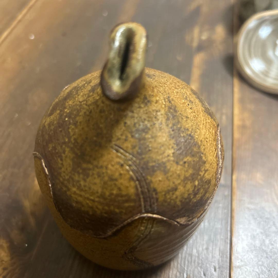 作家　陶芸作家　工芸品　蓋物　茶道具　シュガーポット　小物入れ